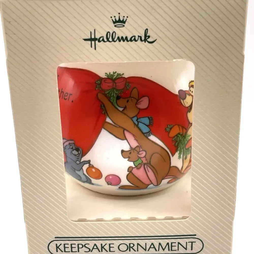 1984 Hallmark Winnie The Pooh Baby's Second Christmas Ornament In Box‎